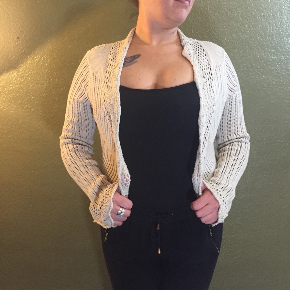 Nicole by Nicole Miller Beige Cream Knit Sweater